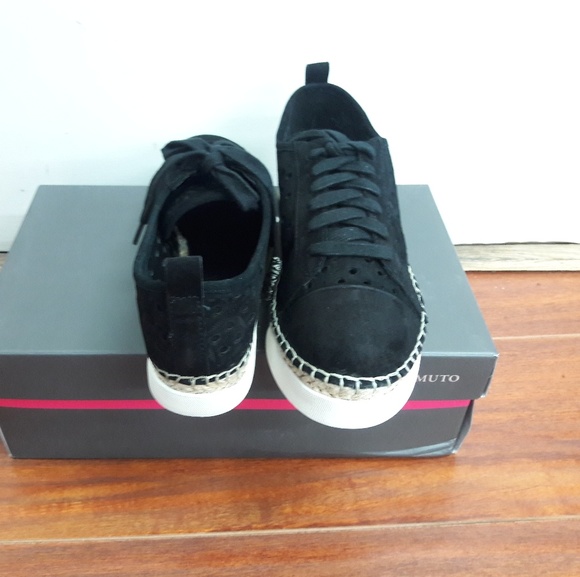 Vince Camuto suede sneakers - Picture 3 of 4